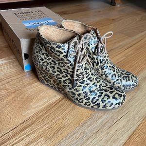 Toms Desert Wedge Shoes